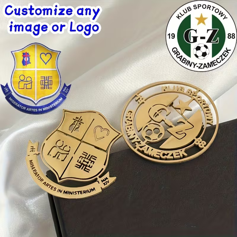 Broche con logotipo personaliz - Women Accessories Logo reseña y precio